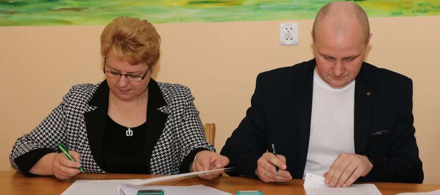 Podpisanie umowy z wykonawcą remontu ulicy Lipowej w Sępopolu