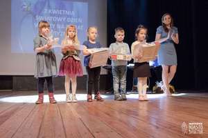Obchody Światowego Dnia Wiedzy na Temat Autyzmu w przedszkolu integracyjnym