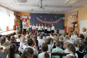 Przedszkolaki uczciły Święto Konstytucji 3 Maja