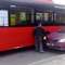 Kolizja autobusu i osobówki przed wiaduktem na Limanowskiego w Olsztynie