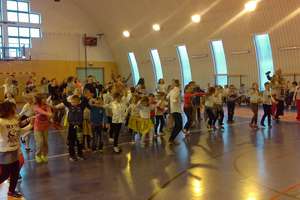 Dzień Tańca w Zespole Szkół w Szkotowie