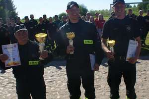 OSP Troszkowo najlepsze w zawodach sportowo-pożarniczych