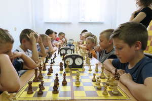 Kolejne kategorie szachowe dla uczniów z Tuszewa 