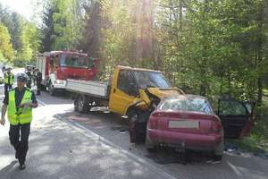 Trzy osoby ranne w wypadku na trasie Olecko - Suwałki 