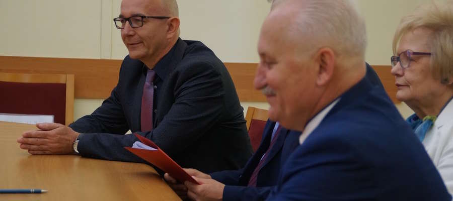 Podpisywanie umów w Urzędzie Marszałkowskim w Olsztynie