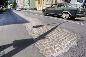 Bruk może zastąpić asfalt w centrum Olsztyna