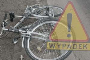 Potrącony rowerzysta trafił do szpitala w Olecku  