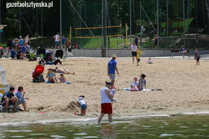 Ruszył sezon na plaży miejskiej w Olsztynie. Pierwsze kąpielisko otwarte!