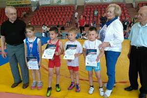 Mali zapaśnicy klubu LUKS Marcinowo zdominowali turniej