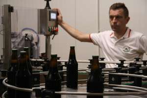 Nowa linia produkcyjna w Mazurskim Browarze. Będzie trzykrotnie więcej piwa