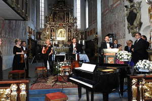 Muzyczna uczta kulturalna w gotyckich wnętrzach nowomiejskiej bazyliki kolegiackiej