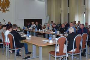 Uchwały i referaty, czyli Rada Miejska w Olecku pracuje pełną parą 
