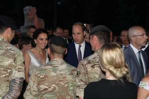 Żołnierze z wielonarodowej grupy bojowej w Orzyszu spotkali się z brytyjską rodziną królewską