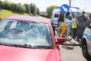 Wypadek na Nagórkach w Olsztynie. Kierująca passatem potrąciła rowerzystkę