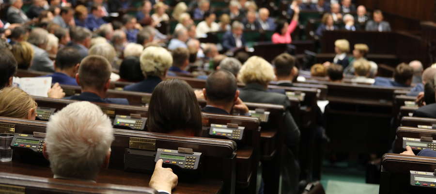 Jak parlamentarzyści z Warmii i Mazur radzą sobie z mediami społecznościowymi?