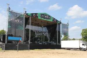 W czwartek rusza Ostróda Reggae Festival. Scena już stoi