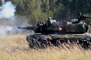 Huk wystrzałów czołgów w Pierkunowie