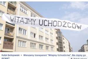 „Witamy uchodźców” narobiło szumu