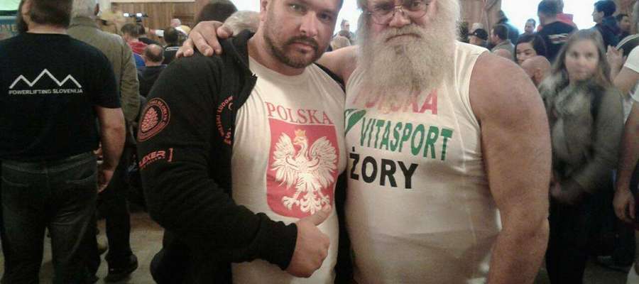 Z lewej Marek Makarewicz, obok Piotr Redzik - wielokrotny mistrz swiata w sportach siłowych