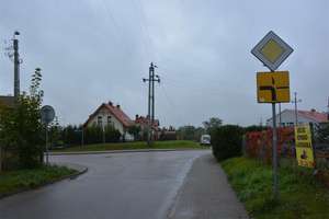 Zmiana organizacji ruchu na skrzyżowaniu ulicy Wiejskiej z Leśną w Olecku