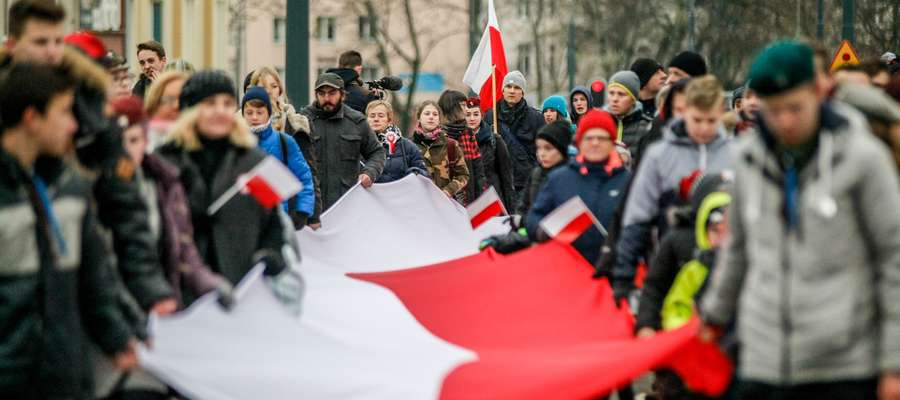 Elblążanie przejdą w orszaku ulicami miasta niosąc 50-metrową flagę
