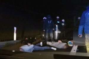Trzech pseudokibiców zatrzymanych podczas akcji policji na S7 [VIDEO]