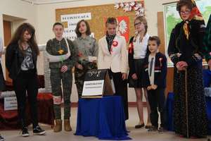Obchody Święta Niepodległości w Szkole Podstawowej w Kijewie
