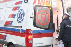 Piesza potrącona na pasach w Kętrzynie trafiła do szpitala