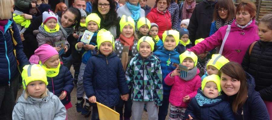 W październiku w ramach akcji na ulice Mrągowa wyszły przedszkolaki z odblaskami. Akcję zapoczątkowali mrągowscy rowerzyści.
