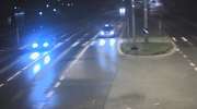 Pijany kierowca BMW przejechał ''na czerwonym'' w Olsztynie. Obok stał radiowóz [WIDEO]