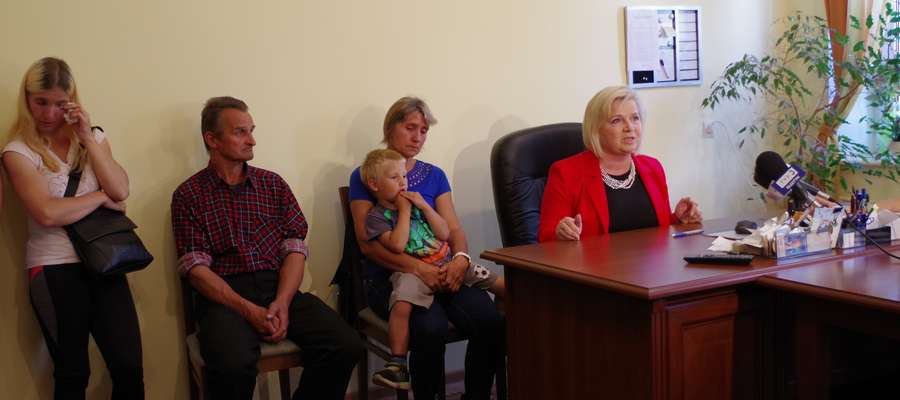 Od wielu lat rodzinę wspiera senator Lidia Staroń