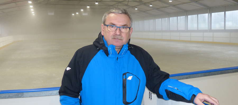 Wojciech Żmudziński, dyrektor Iławskiego Centrum Sportu, Turystyki i Rekreacji zaprasza do korzystania z lodowiska 