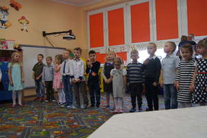Dzień Babci i Dziadka w Szkole Podstawowej im. Jana Pawła II w Sokolicy