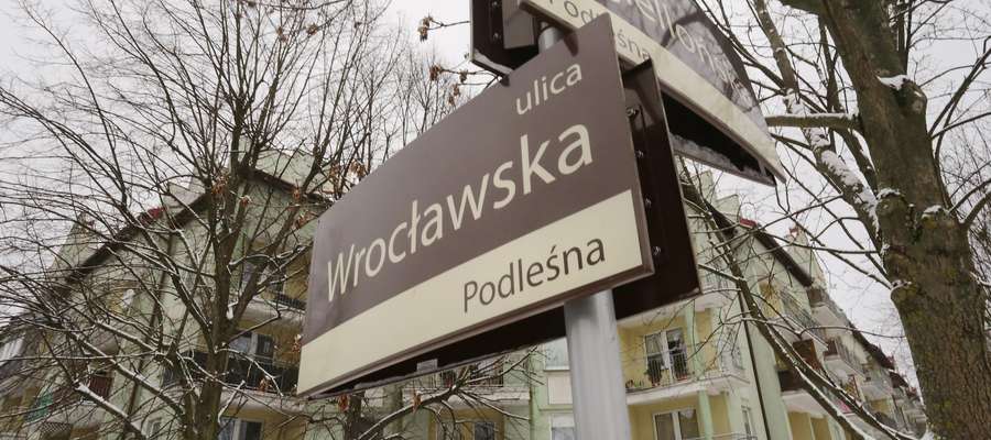 Znak Wrocławska

Olsztyn-nowe znaki z nazwami ulic