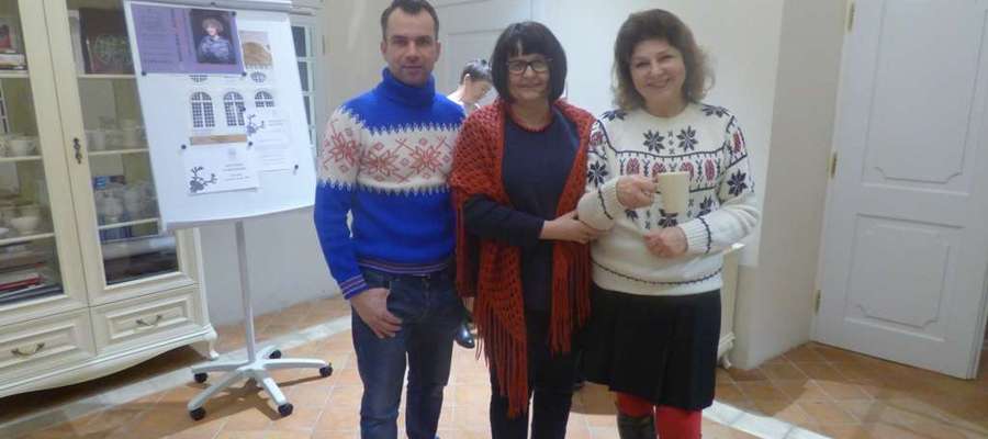  Pierwszy w tym roku Salon Literacki w Oranżerii Kultury odbył się 18 stycznia i był pełen poezji zimowej, także tej granej i śpiewanej w wykonaniu Pawła Oleszczuka
