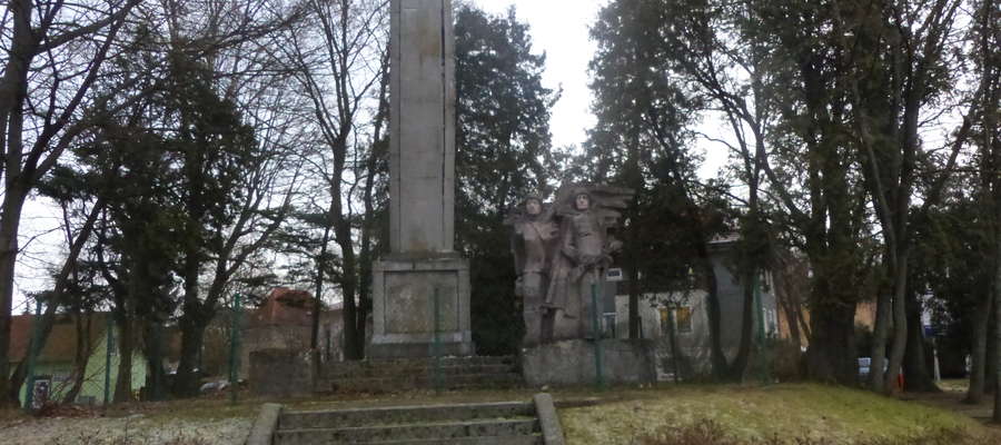 To jeden z pomników, które mają zostać poddane dekomunizacji