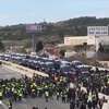 Zwolennicy C. Puigdemonta zablokowali drogi w Katalonii. Tysiące kierowców utknęło w korkach