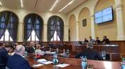 Przedszkolacy mają patrona, a głusi ulgi na przejazdy