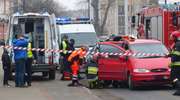 Wypadek w centrum miasta. Pasażerka w ciąży trafiła do szpitala [WIDEO, ZDJĘCIA]