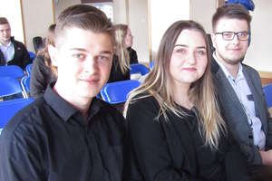 Sukces uczniów z nowomiejskiego liceum podczas IV Ogólnopolskiego Festiwalu Twórczości Jacka Kaczmarskiego
