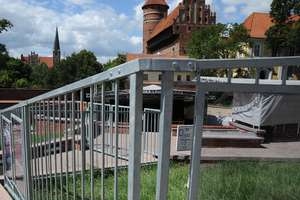 Ogrodzenie amfiteatru w Olsztynie zostanie zdemontowane