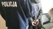 Poszukiwany pracował w polu. Policjanci go zaskoczyli