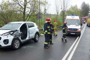 Cztery auta zderzyły się na krajowej "15" w Sampławie! 
