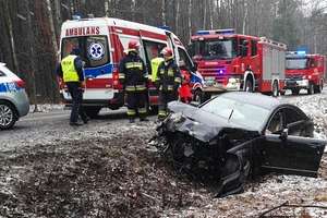 Trzy osoby ranne w wypadku w Sobolach w gminie Wieliczki