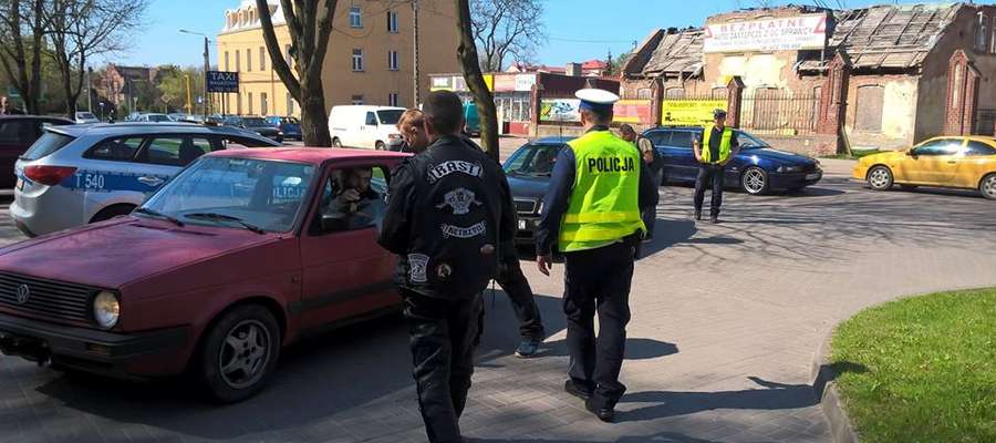 Motocykliści z "Rasta" przeprowadzili akcję wspólnie z funkcjonariuszami kętrzyńskiej "drogówki"