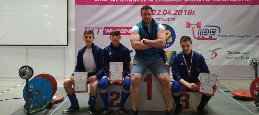 Młodzi zawodnicy Zamku z Trenerem w Kielcach 