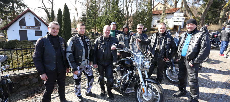 W Wielką Sobotę już od wielu lat do Świętej Lipki przyjeżdżają motocykliści z całego regionu. Wśród nich ponownie znalazła się ekipa z Kętrzyna.