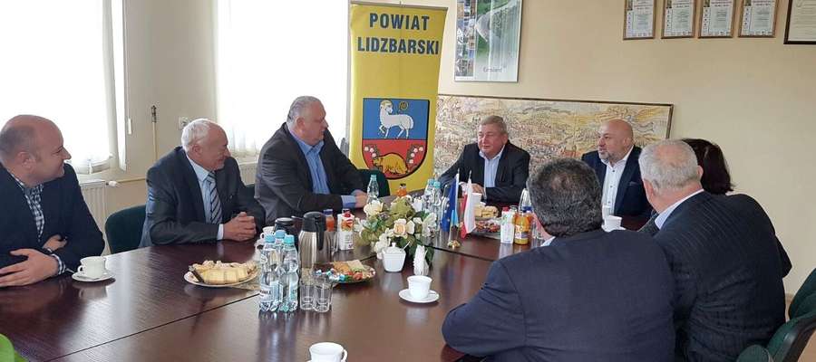 Spotkanie władz powiatu lidzbarskiego z delegacją z partnerskiego Rejonu Zastawieńskiego. 