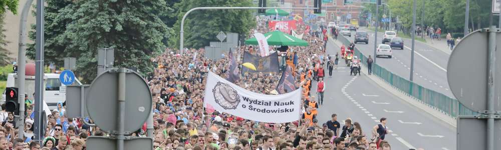 Kortowiada Parada

Olsztyn-parada ulicami Olsztyna w ramach Kortowiady