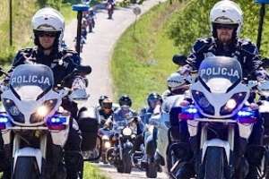 Policjanci zabezpieczali  X Jubileuszowy Zlot Motocyklistów
